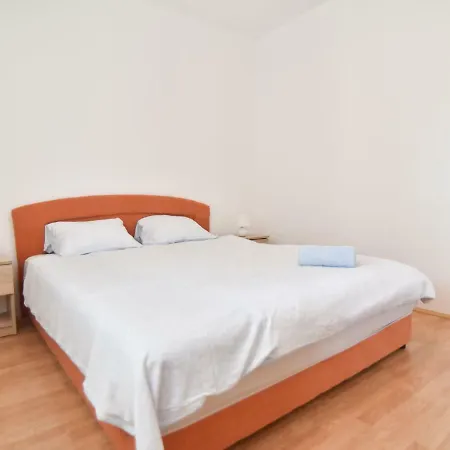 Ferienhaus Holiday Rising Sun Podgradina (Posedarje)